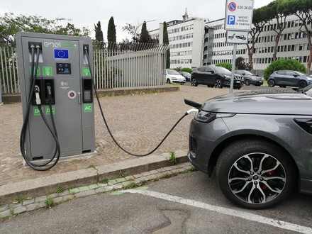 Se la scelta dell&rsquo;auto green diventa anti-economica