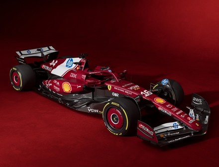 Ferrari ha svelato la SF 25 che affronter&agrave; il prossimo mondiale 