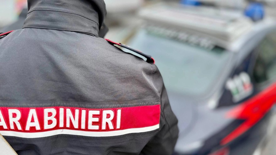 carabinieri_divisa.jpg