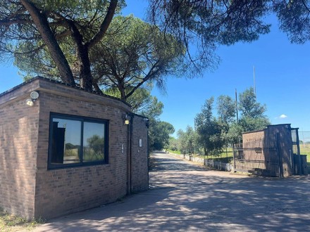 Roma, 5 bambini intossicati dopo bagno in piscina: uno &egrave; grave