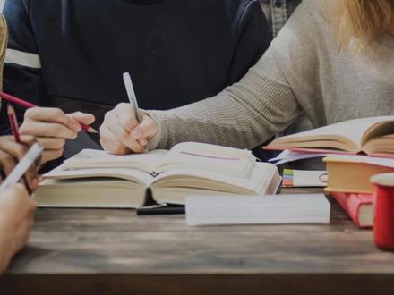 Maturit&agrave;, finiti gli scritti gli studenti pensano all'orale