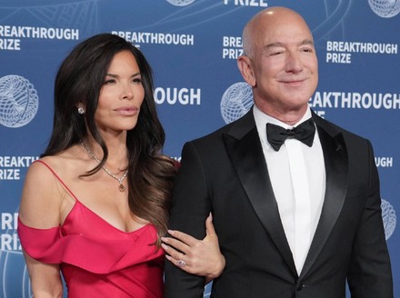 Venezia, al via 5 giorni di feste e lusso per il 's&igrave;' di Bezos