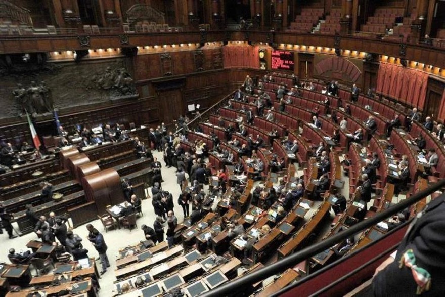 montecitorio_aula_fg_1-0-3136764489.jpg
