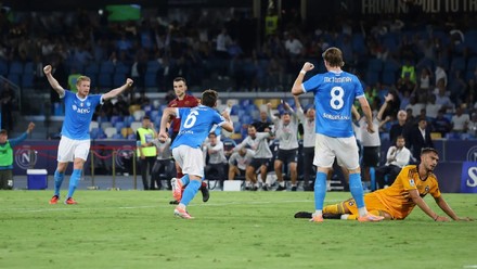 Serie A: Il Napoli supera il Pisa ed è già solitario in vetta